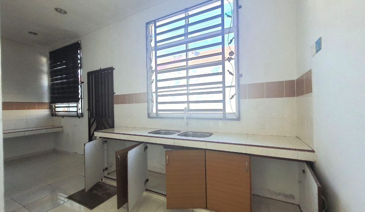 teres-setingkat-setengah-psj-sg-karang-damai-ejen-perunding-hartanah-kuantan (4)