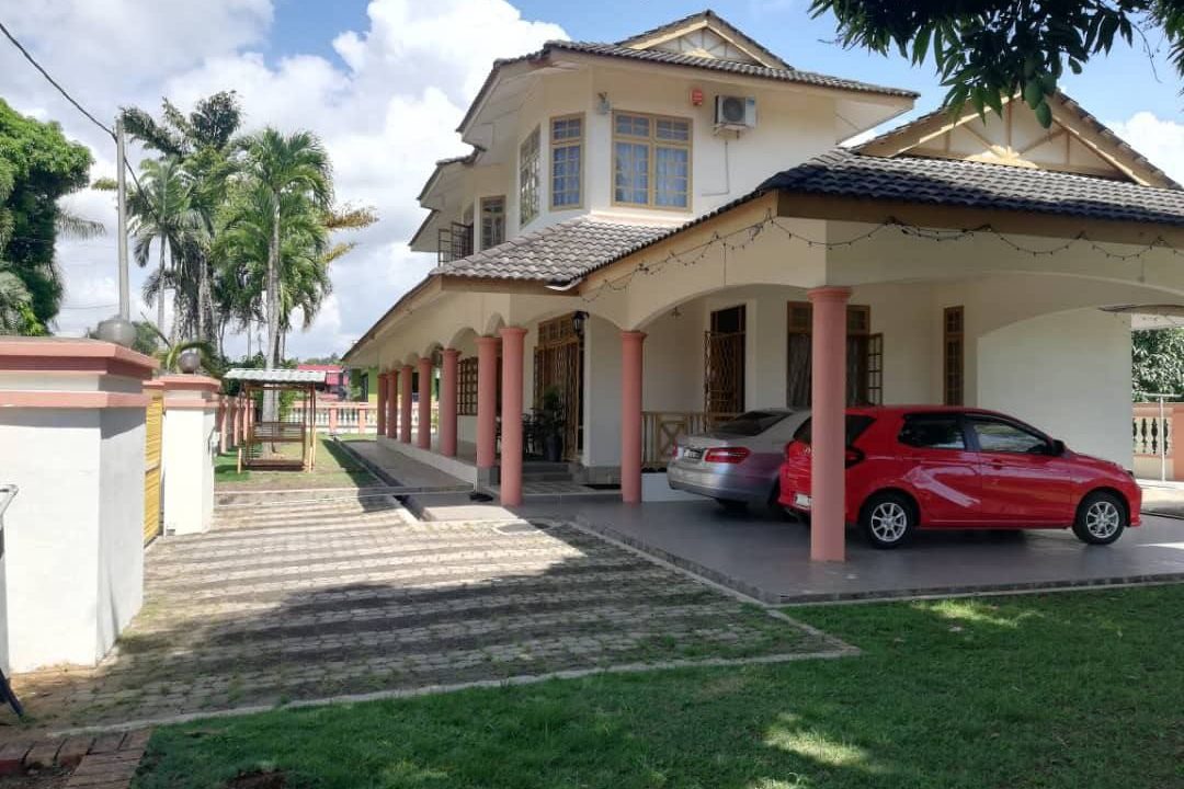 RUMAH-LOT-BANGLO-2-TINGKAT-LORONG-BUKIT-GELUGOR-BATU-HITAM-BESERAH-EJEN-PERUNDING-HARTANAH-KUANTAN (2)