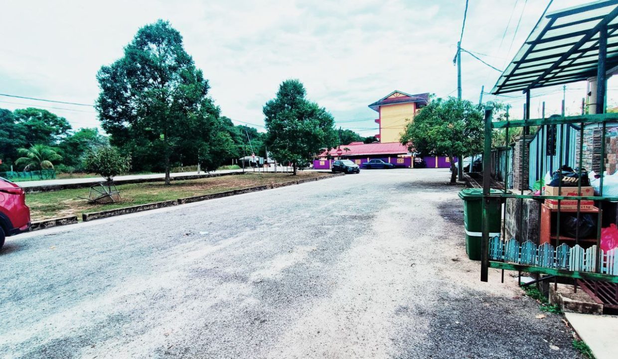 SEMI-D-SETINGKAT-KEMPADANG-MAJU-JALAN-KG-KEMPADANG-SOI-EJEN-PERUNDING-HARTANAH-KUANTAN (2)