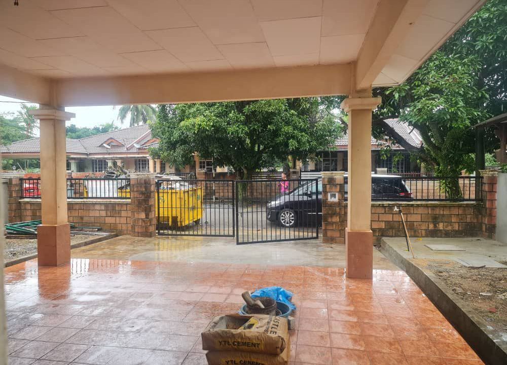 semid-teres-setingkat-sg-ular-ejen-perunding-hartanah-kuantan (2)