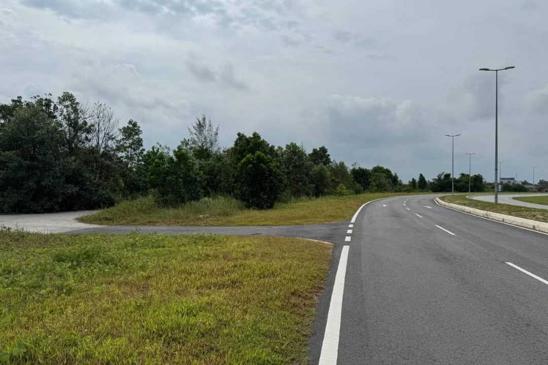 tanah-lot-bangunan-dmarina-ejen-perunding-hartanah-kuantan (2)