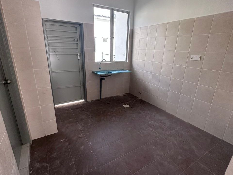 teres-setingkat-perumahan-pandan-aman-ejen-perunding-hartanah-kuantan (6)