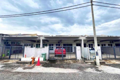 Teres Setingkat Mahkota Damai 2, Kuantan Untuk Dijual