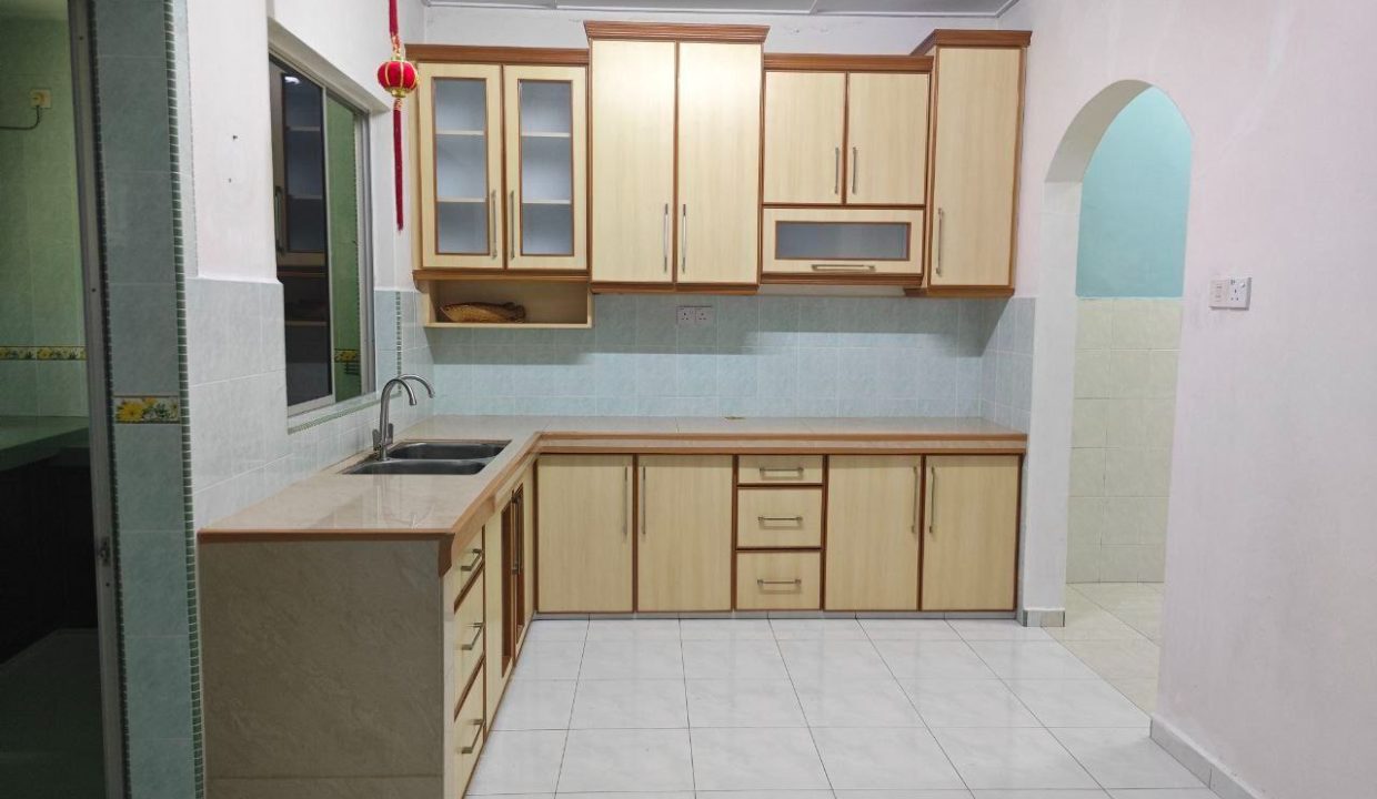 teres-2tingkat-taman-bukit-ubi-ejen-perunding-hartanah-kuantan (3)