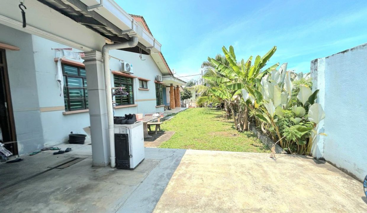 semid-setingkat-cornerlot-perumahan-sg-karang-ejen-perunding-hartanah-kuantan (2)