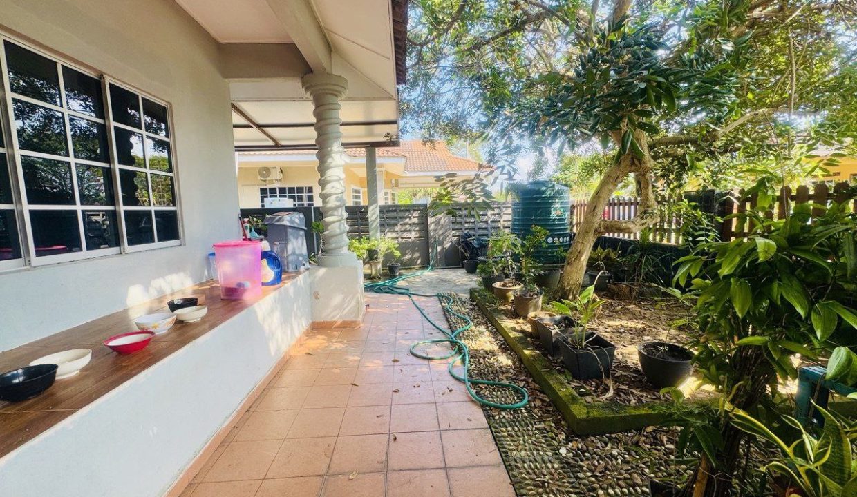 banglo-setingkat-taman-berjaya-permai-ejen-perunding-hartanah-kuantan (1)