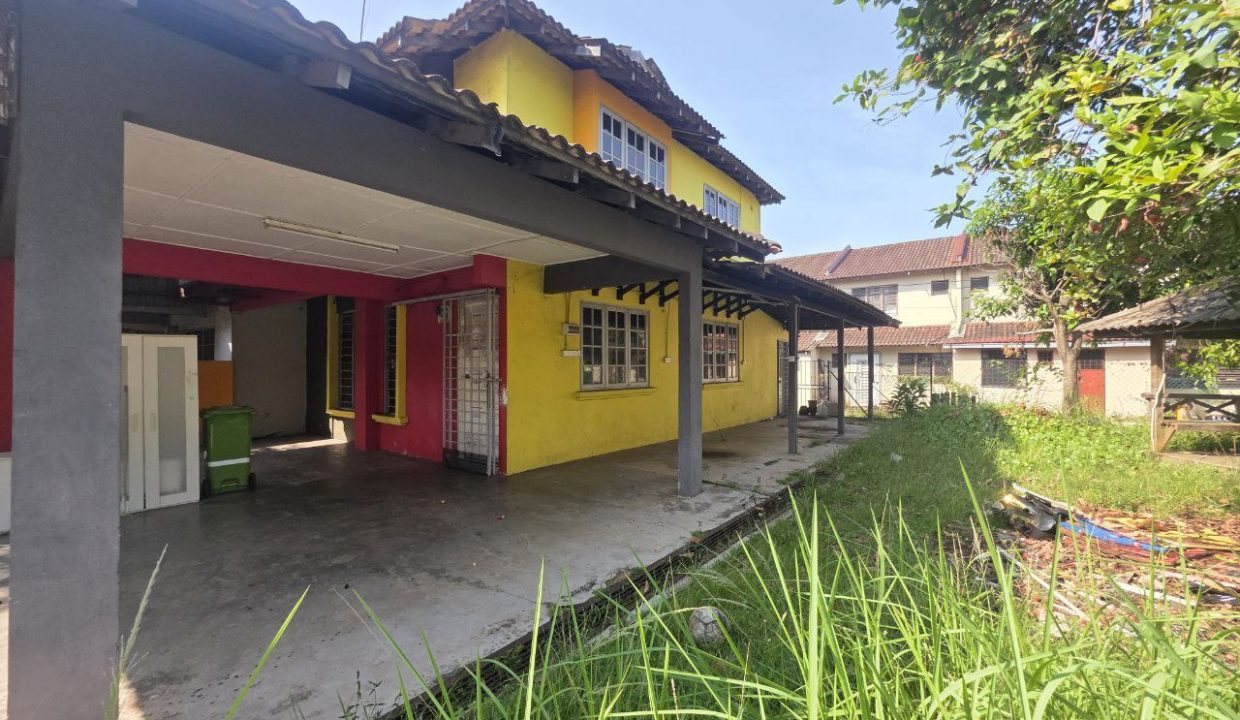 cornerlot-teres-2tingkat-indera-mahkota-ejen-perunding-hartanah-kuantan (5)