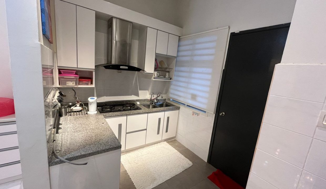 teres-2tingkat-lakefront-presint-4-kotasa-ejen-perunding-hartanah-kuantan (5)