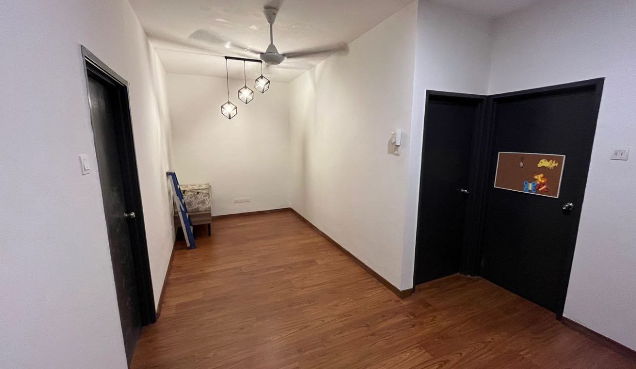 teres-2tingkat-lakefront-presint-4-kotasa-ejen-perunding-hartanah-kuantan (7)