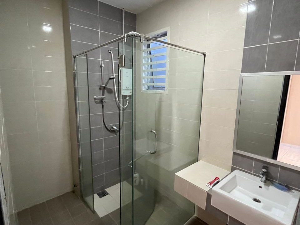 teres-2tingkat-lakefront-presint-4-kotasa-ejen-perunding-hartanah-kuantan (9)