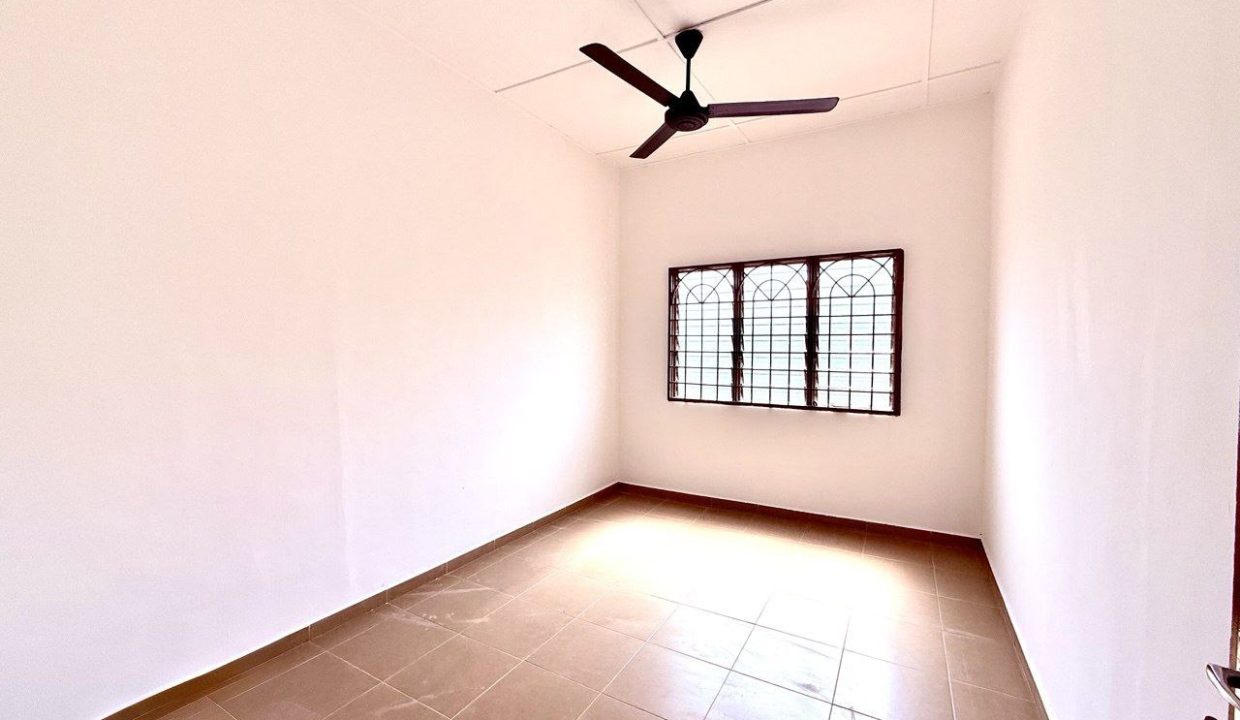 teres-2tingkat-bukit-setongkol-ejen-perunding-hartanah-kuantan (9)