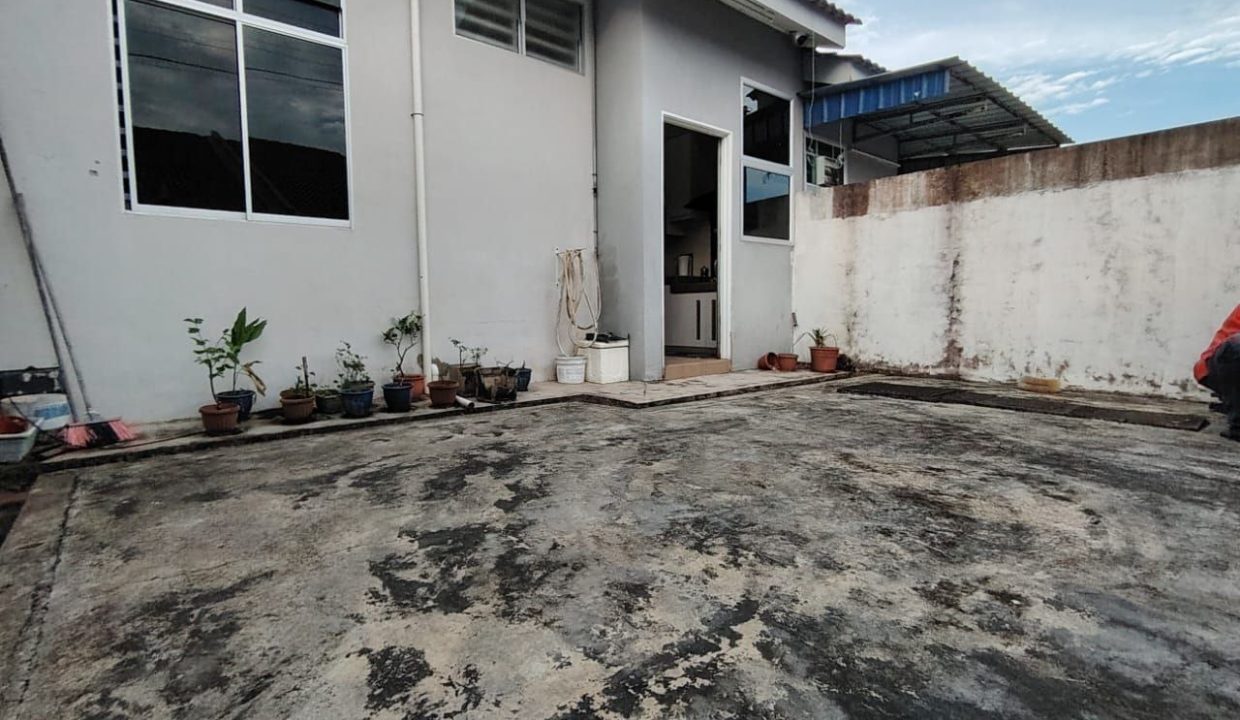 teres-setingkat-kg-padang-permai-ejen-perunding-hartanah-kuantan (2)