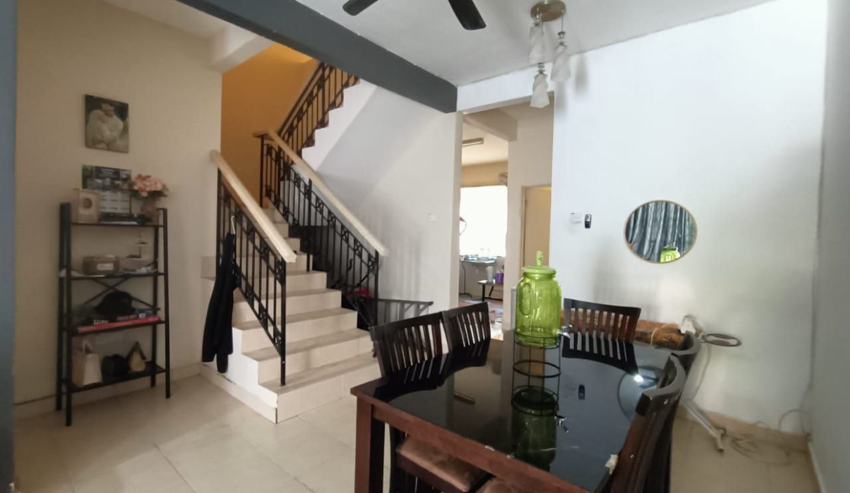 teres-setingkat-setengah-damansara-ejen-perunding-hartanah-kuantan (1)