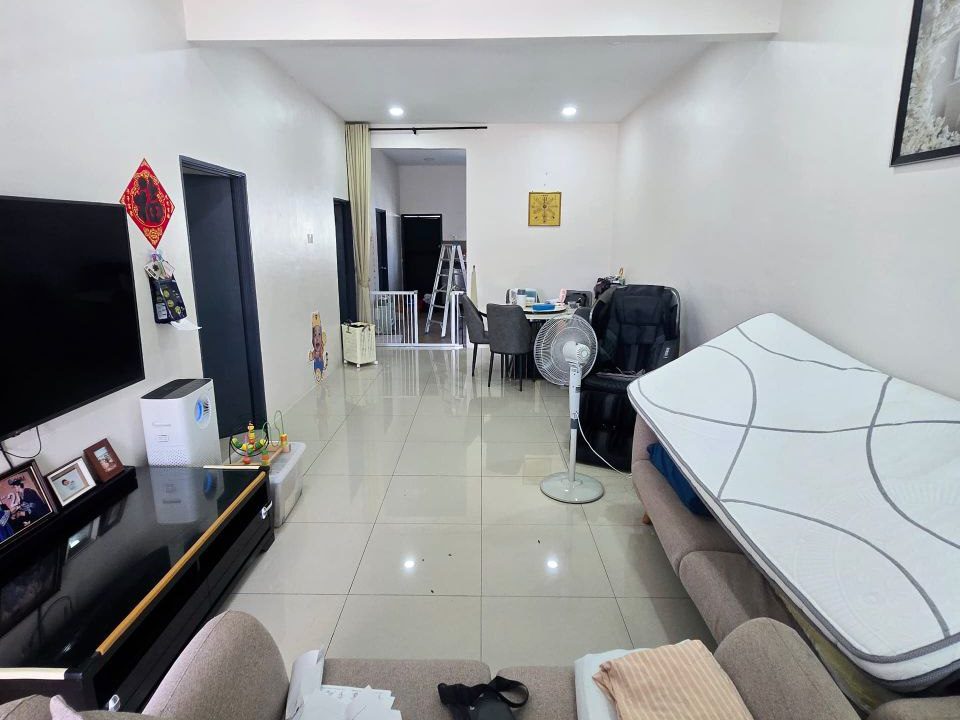 teres-setngkat-pinggiran-putra-pak-mahat-ejen-perunding-hartanah-kuantan (4)