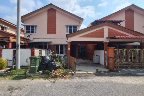 Teres 2 Tingkat Bandar Kuantan Putra Tanjung Lumpur, Kuantan Untuk Dijual