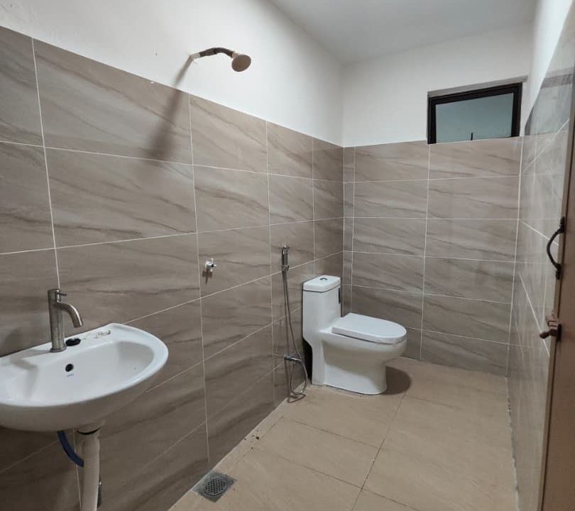 teres-2tingkat-bukit-sekilau-ejen-perunding-hartanah-kuantan (4)