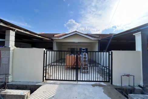 Teres Setingkat Di Perumahan Chendor Aman, Kuantan Untuk Dijual