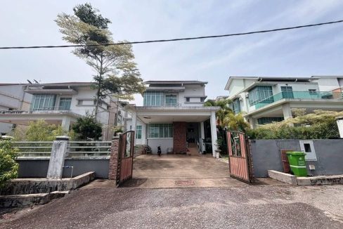 banglo 2 tingkat bukit istana indera mahkota kuantan