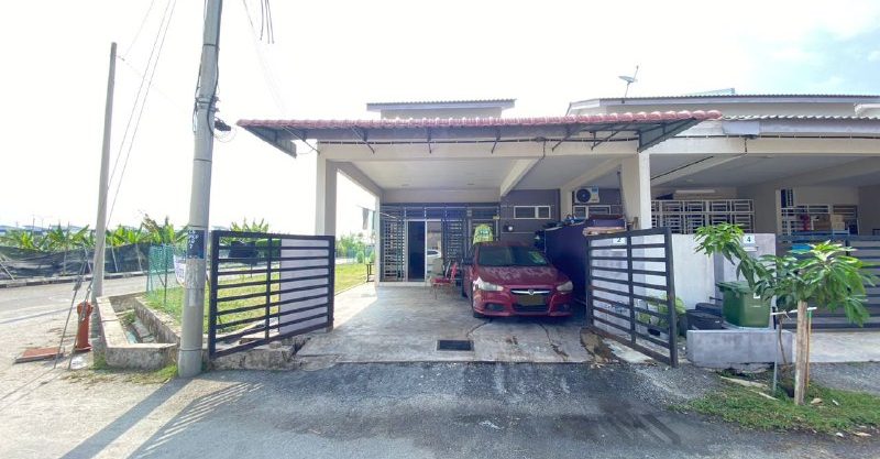 cornerlot teres setingkat kempadang baru