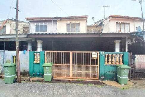 Teres 2 tingkat taman cenderwasih indah
