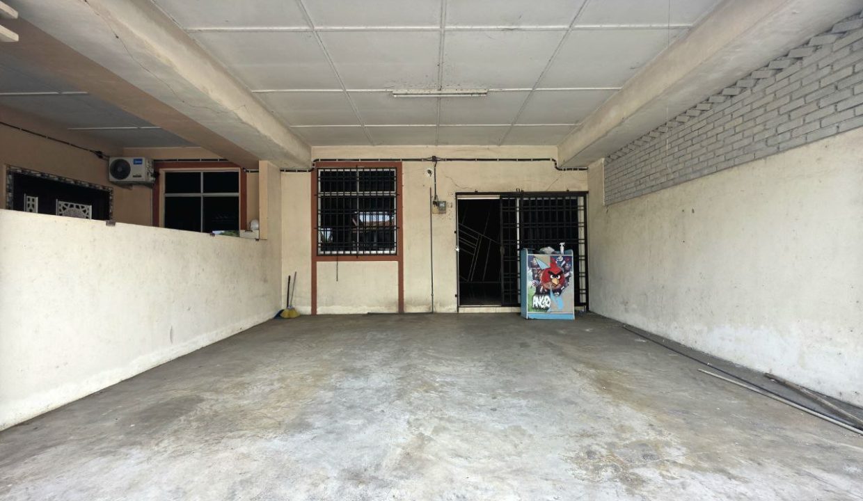 teres-setingkat-kg-padang-bukit-goh-ejen-perunding-hartanah-kuantan (4)