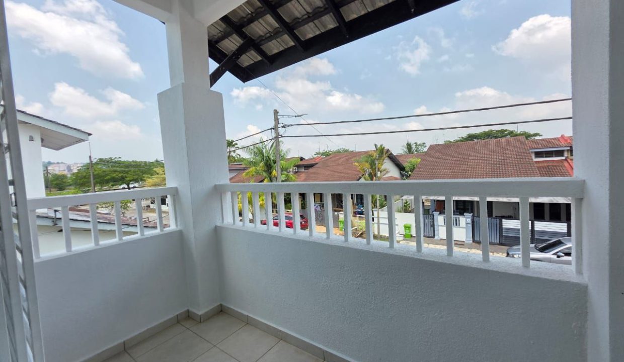 semid-teres-2tingkat-astana-permai-ejen-perunding-hartanah-kuantan (5)