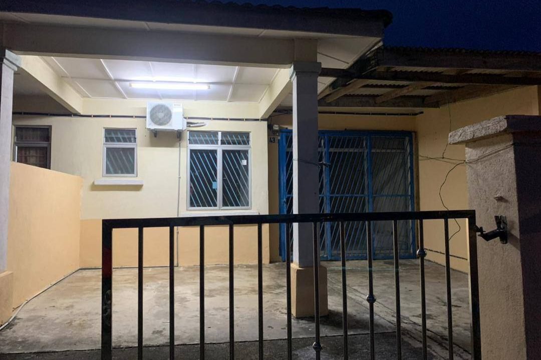 semid-teres-2tingkat-taman-mahkota-aman-ejen-perunding-hartanah-kuantan