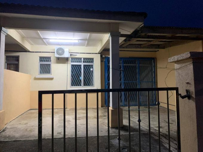 teres setingkat taman mahkota aman