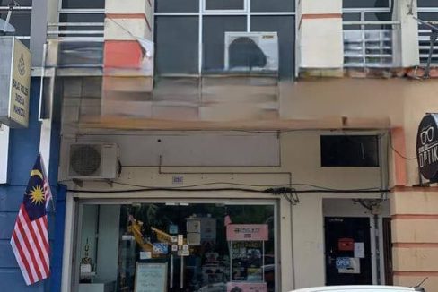 shoplot dua tingkat indera mahkota