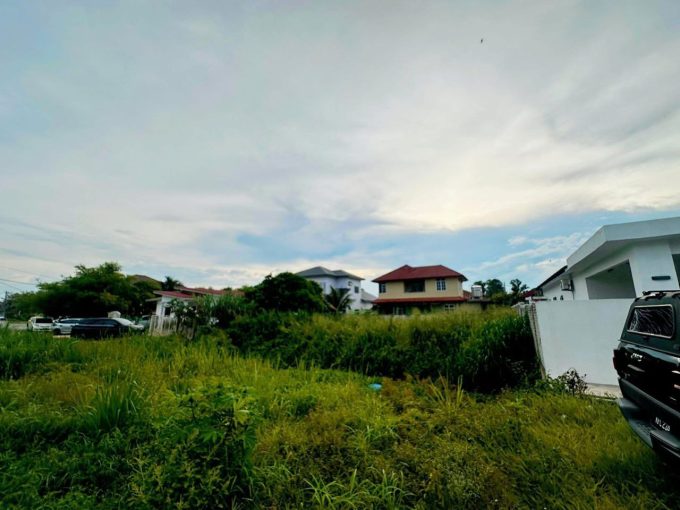 tanah lot banglo bukit setongkol