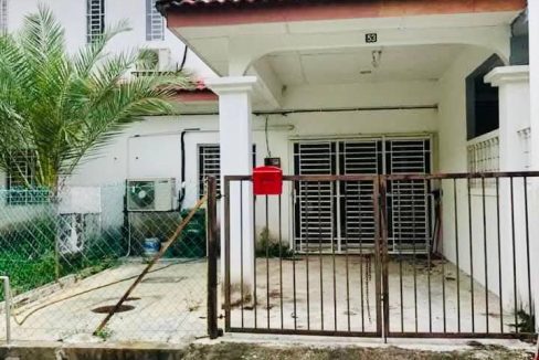teres dua tingkat taman pelangai bentong