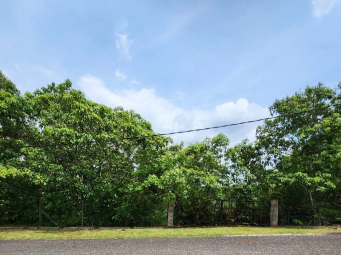 tanah lot banglo astana villa indera mahkota