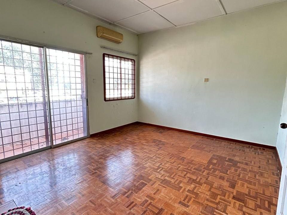 teres-dua-tingkat-indera-mahkota-ejen-perunding-hartanah-kuantan (2)