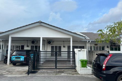 teres setingkat baluk maju