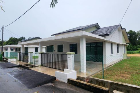 teres setingkat lorong anak air tanjung lumpur