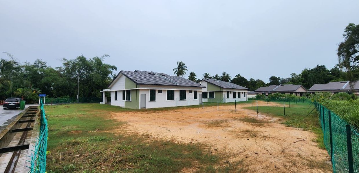 teres-setingkat-lorong-anak-air-tanjung-lumpur-ejen-perunding-hartanah-kuantan (6)