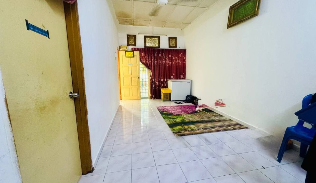 teres-setingkat-taman-setia-jasa-jaya-temerloh-ejen-perunding-hartanah-kuantan (1)