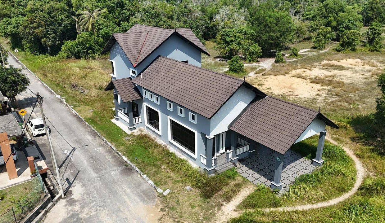 banglo-setingkat-setengah-anak-air-kempadang-ejen-perunding-hartanah-kuantan (3)