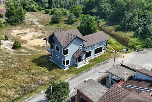 banglo setingkat setengah anai air kempadang