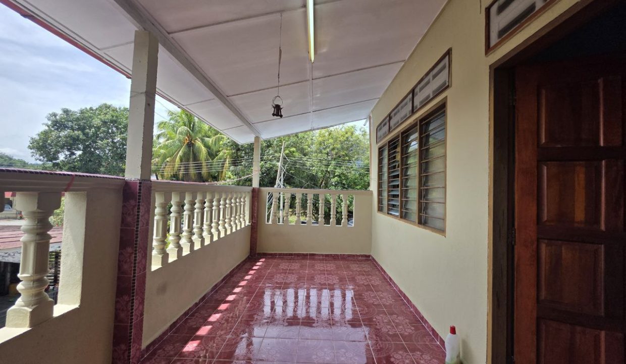 cornerlot-teres-dua-tingkat-taman-hijau-karak-ejen-perunding-hartanah-kuantan (6)