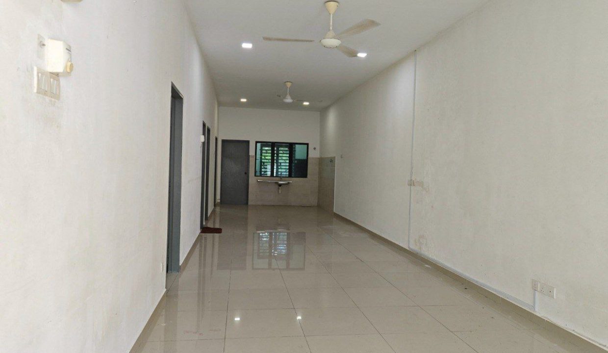 teres-setingkat-lorong-pinggiran-putra-taman-jaya-ejen-perunding-hartanah-kuantan (1)