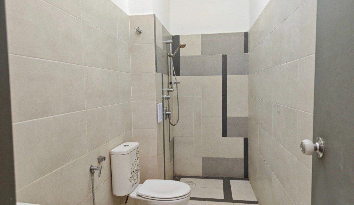 teres-setingkat-lorong-pinggiran-putra-taman-jaya-ejen-perunding-hartanah-kuantan (2)