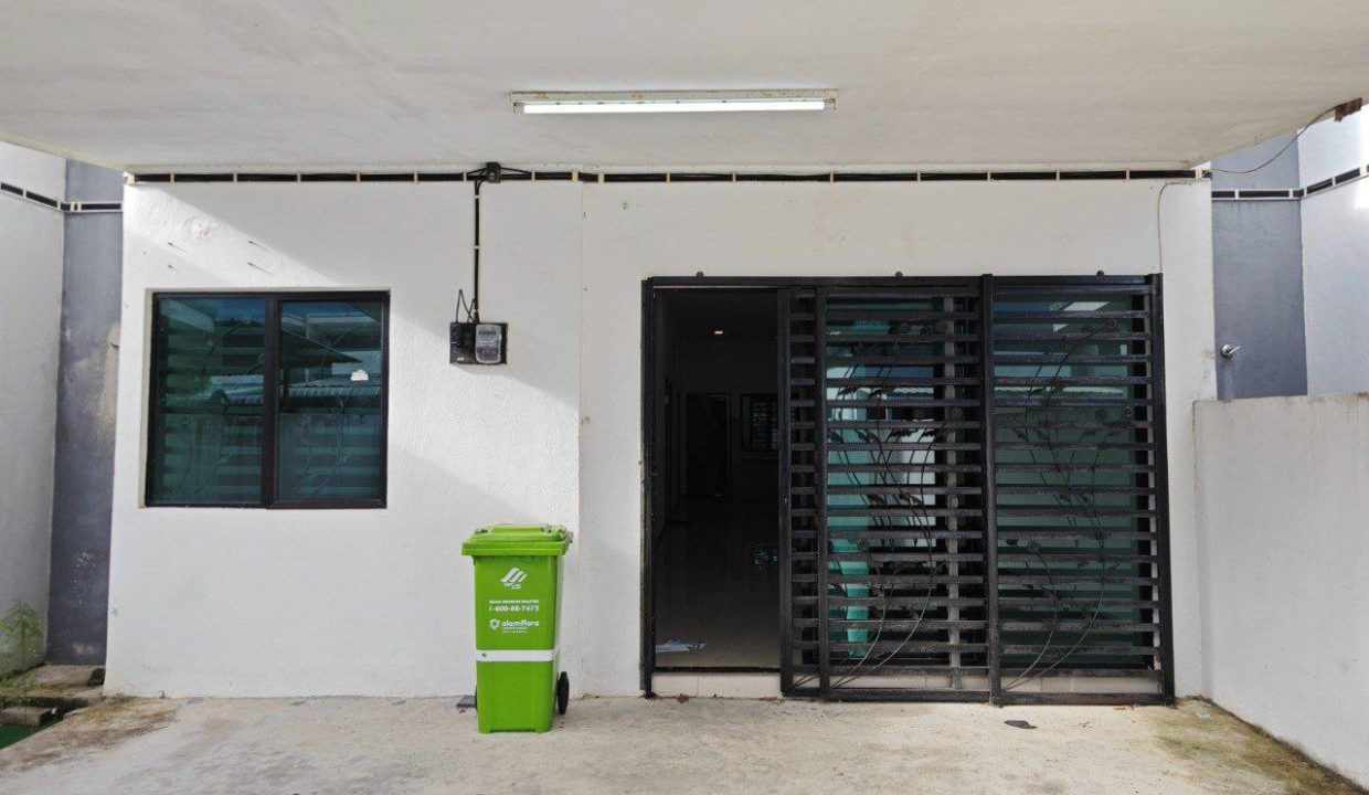 teres-setingkat-lorong-pinggiran-putra-taman-jaya-ejen-perunding-hartanah-kuantan (3)