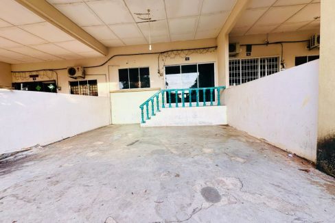 teres setingkat sungai karang jaya