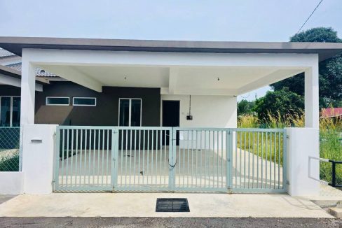 corner lot semi-d setingkat sungai karang darat