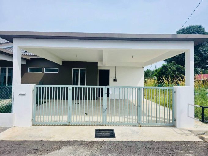 corner lot semi-d setingkat sungai karang darat