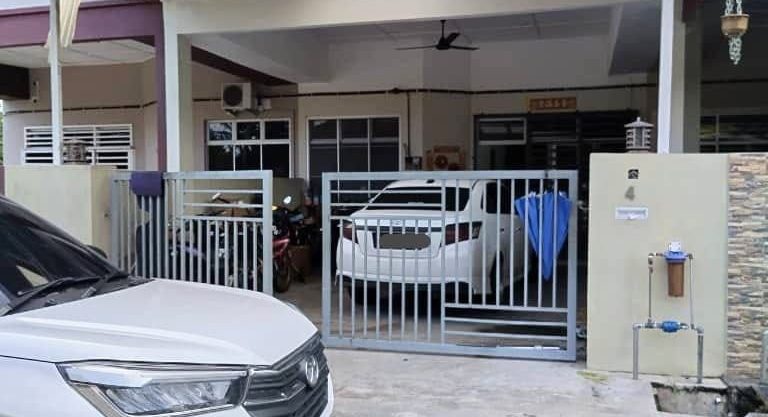 teres setingkat bukit setongkol maju