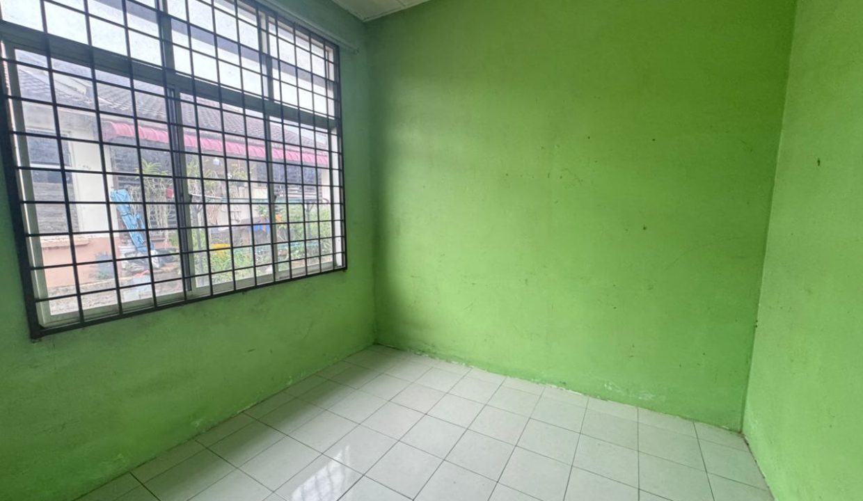 teres-setingkat-perkampungan-seberang-balok-ejen-perunding-hartanah-kuantan (1)