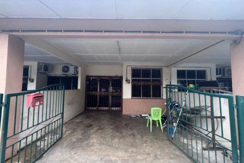 teres setingkat perkampungan seberang balok