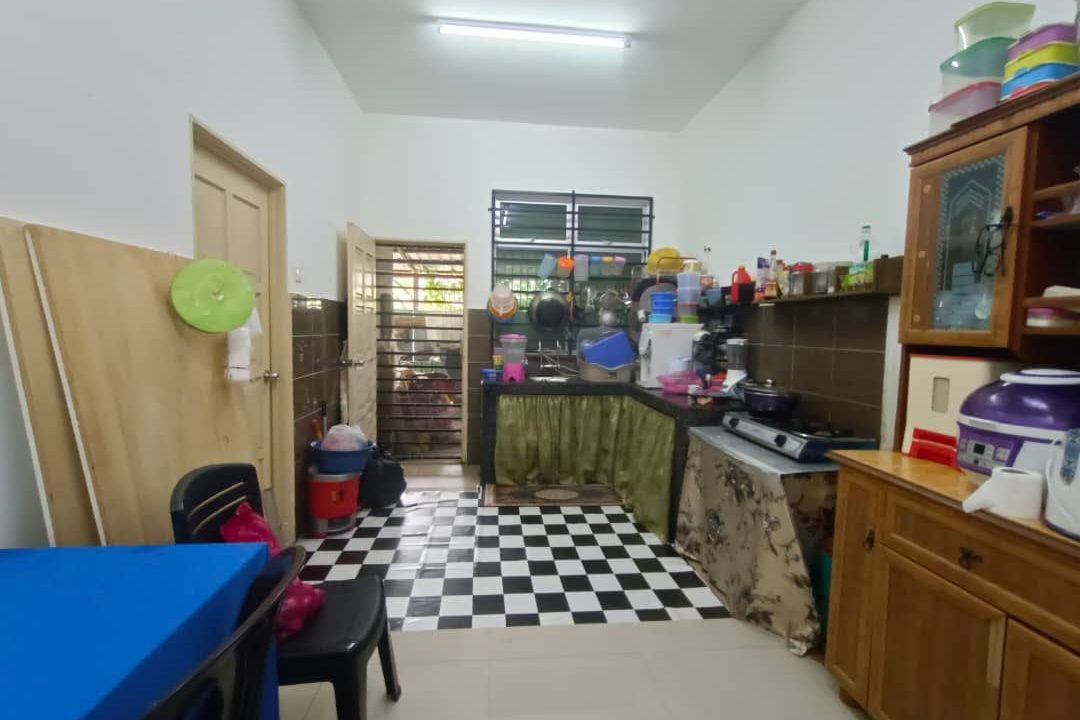 teres-setingkat-taman-rendang-pekan-ejen-perunding-hartanah-kuantan (1)